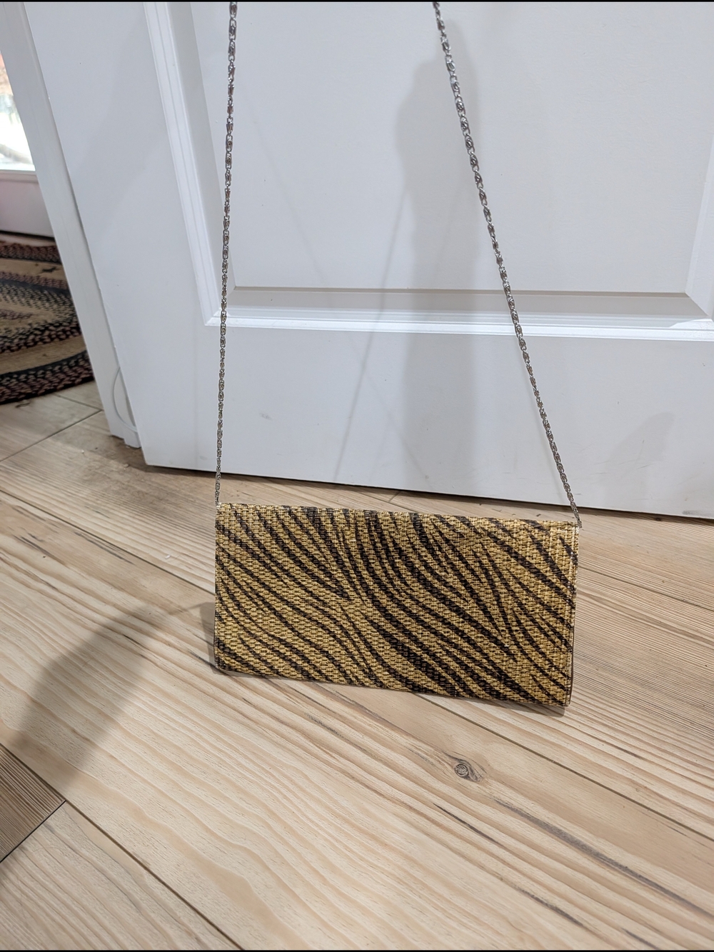 MMS Design Studio Tan & Brown Woven Chain-Clutch - Picture 7 of 9